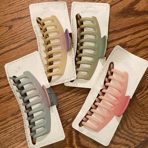 Large Claw Clips (4)